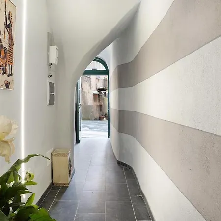 Bed & Breakfast Antico Borgo Monregale 3*