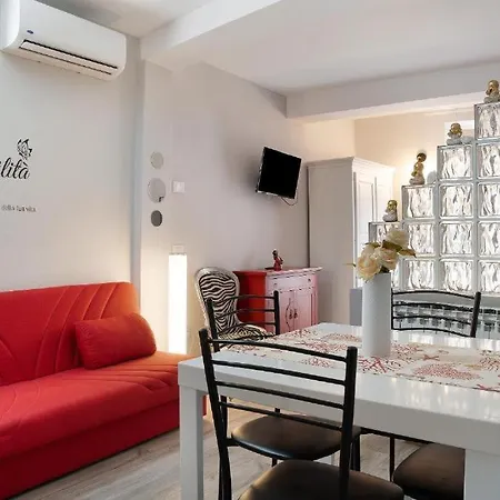 Antico Borgo Monregale B&B 몬도비