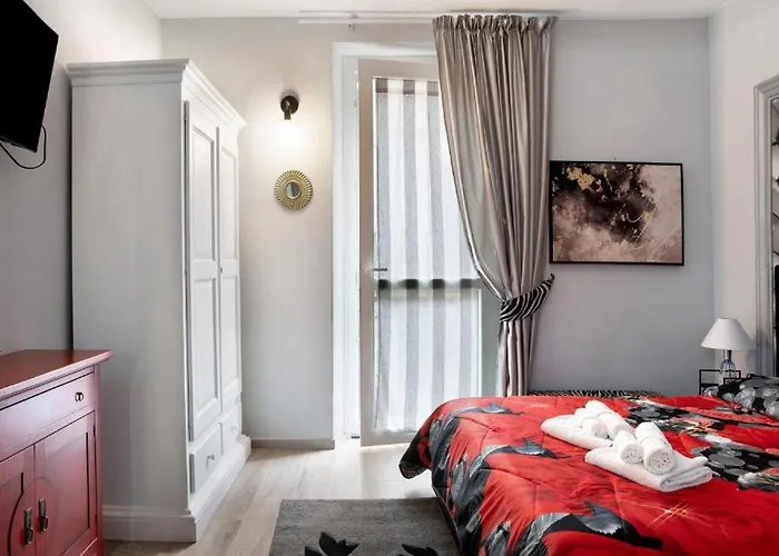 Antico Borgo Monregale B&B 몬도비